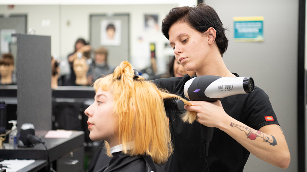 Salon Services  Cosmetology / Barbering / Nail Technology